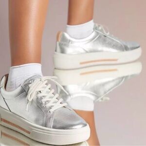 Clarks Hollyhock‎ Metallic Silver Casual Sneakers NEW size 9
